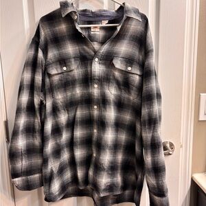 Levi's Black and Gray Plaid Casual Button Down Shirt
